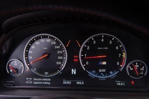 BMW M5 30 Jahre 2015 года 